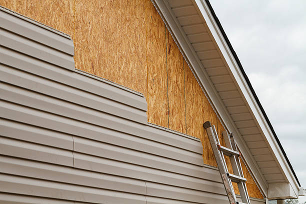 Professional Siding Installation technician working in Stoneville, NC